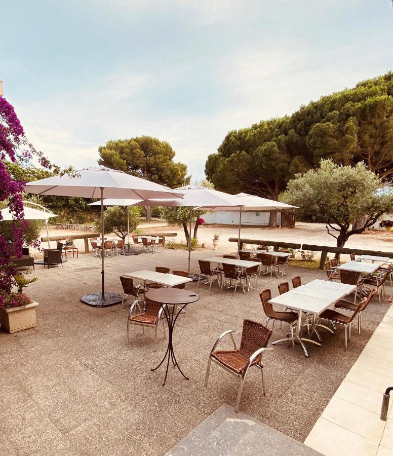 Hotel Restaurant La Plage Port-Saint-Louis-du-Rhône Eksteriør bilde